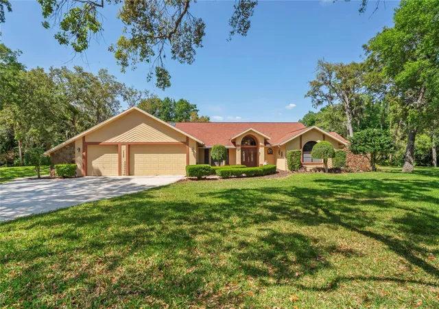 3rd image of 7353 Dogwood Crescent, Spring Hill, FL 34607 | MLS# TB8381934