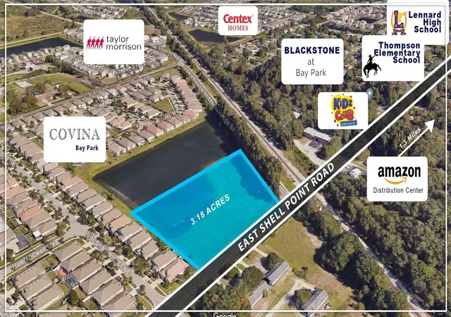 2nd image of 962 E Shell Pointe Rd, Ruskin, FL 33570 | MLS# O6305977