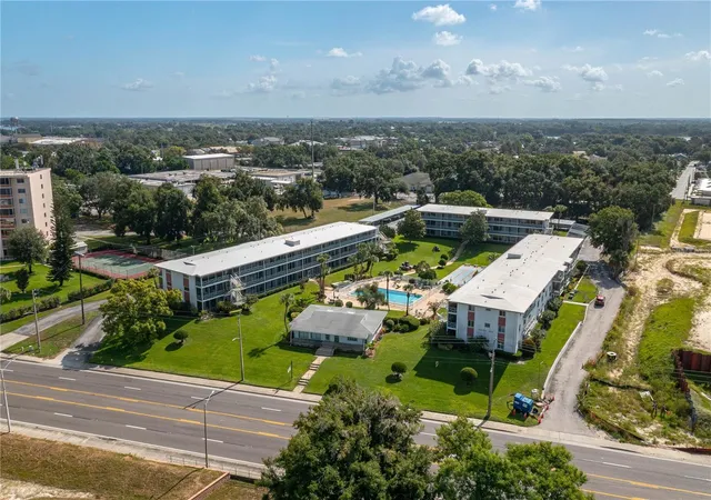 2nd image of 1700 6th St Nw #C26, Winter Haven, FL 33881 | MLS# P4934743