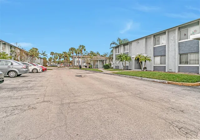 Homes for sale in Orlando, FL | 4749 S Texas Ave #4749B, Orlando, FL 32839 | MLS# O6306168