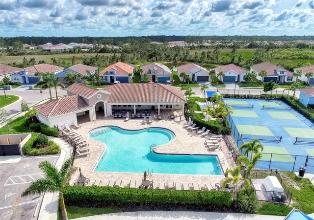 3rd image of 620 Nasturtium Ct, Nokomis, FL 34275 | MLS# A4651556