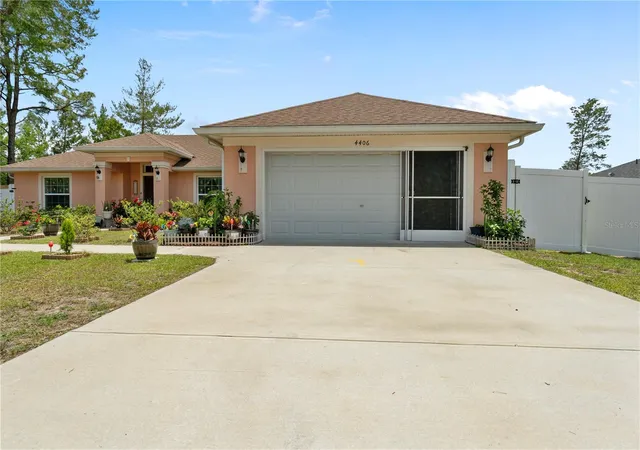 Single family home for sale at 4406 SW 152nd Street, OCALA, FL 34473 | MLS# OM701002