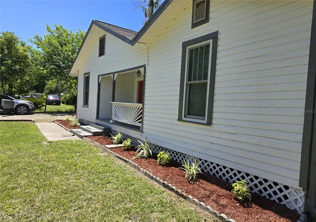 Homes for sale in Williston, FL | 326 Se 2Nd St, Williston, FL 32696 | MLS# OM701060