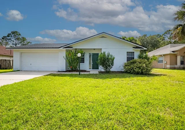 Homes for sale in Palm Coast, FL | 13 Whittington Dr, Palm Coast, FL 32164 | MLS# FC309578
