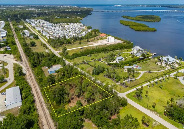 4th image of 4685 Riverside Dr, Punta Gorda, FL 33982 | MLS# C7509685