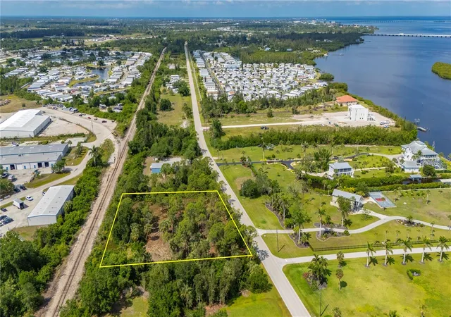 5th image of 4685 Riverside Dr, Punta Gorda, FL 33982 | MLS# C7509685