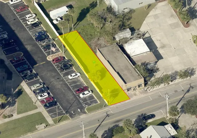 4th image of 112 Fairview Ave, Daytona Beach, FL 32114 | MLS# O6307216
