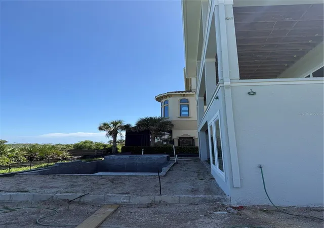 Photo 4 of Single family home for sale at 52 Ocean Ridge Blvd N, Palm Coast, FL 32137 | MLS# FC309622 | Listing updated on 2026-10-06
