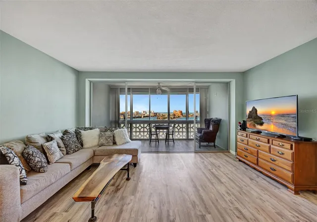 Homes for sale in Clearwater Beach, FL | 31 Island Way #1403, Clearwater Beach, FL 33767 | MLS# TB8384452