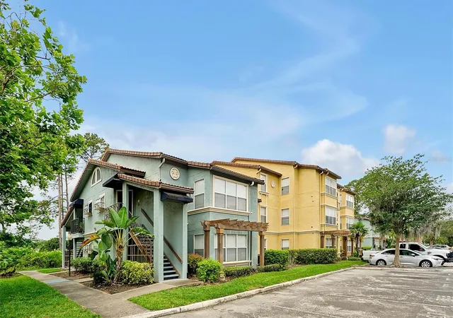 3rd image of 5168 Conroy Rd, Orlando, FL 32811