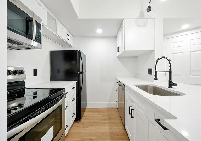 5th image of 5168 Conroy Rd, Orlando, FL 32811