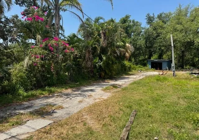 2nd image of 10709 E Bay Rd, Gibsonton, FL 33534 | MLS# TB8384557
