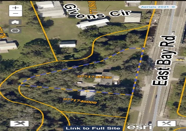 6th image of 10709 E Bay Rd, Gibsonton, FL 33534 | MLS# TB8384557