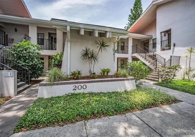 1st image of 300 S Florida Ave #200J, Tarpon Springs, FL 34689 | MLS# TB8384604