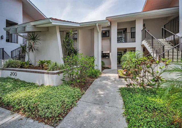 4th image of 300 S Florida Ave #200J, Tarpon Springs, FL 34689 | MLS# TB8384604