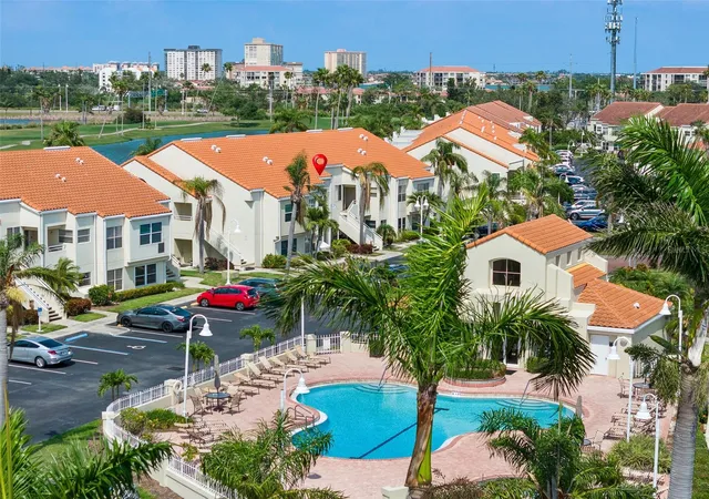 Homes for sale in St Petersburg, FL | 6171 Bahia Del Mar Blvd #216, St Petersburg, FL 33715 | MLS# TB8384629