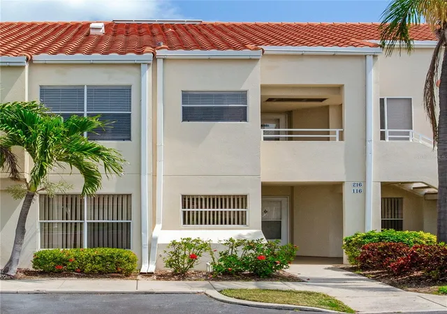 Homes for sale in St Petersburg, FL | 6171 Bahia Del Mar Blvd #216, St Petersburg, FL 33715 | MLS# TB8384629