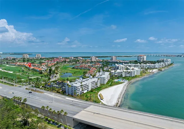 Homes for sale in St Petersburg, FL | 6171 Bahia Del Mar Boulevard, St Petersburg, FL 33715 | Houzeo