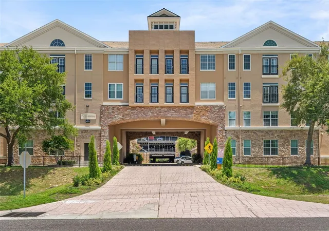 1st image of 4221 W Spruce St #1303, Tampa, FL 33607 | MLS# TB8384729