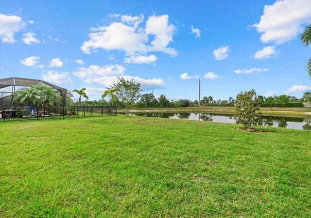 Homes for sale in Bradenton, FL | 17018 Blue Ridge Pl, Bradenton, FL 34211 | MLS# A4652257