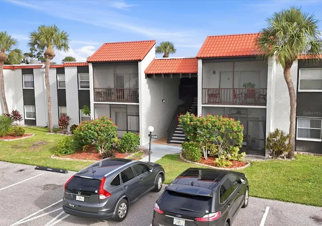 Photo 3 of Condo for sale at 3269 Beneva Rd #203, Sarasota, FL 34232 | MLS# A4652265 | Listing updated on 2026-10-09