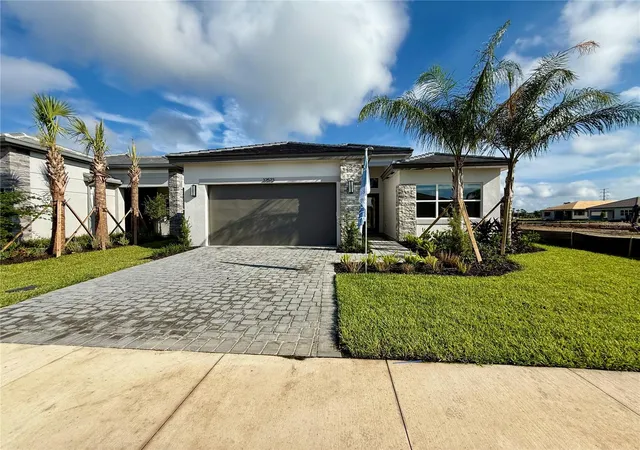 Photo 2 of Single family home for sale at 32523 Neroli St, Wesley Chapel, FL 33543 | MLS# TB8384851 | Listing updated on 2026-08-28
