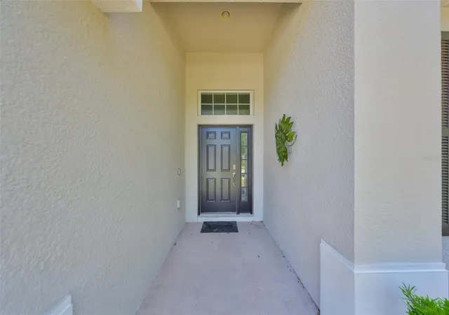 Photo 1 of Single family home for sale at 11408 Coventry Grv Cir, Lithia, FL 33547 | MLS# TB8384901 | Listing updated on 2026-09-17