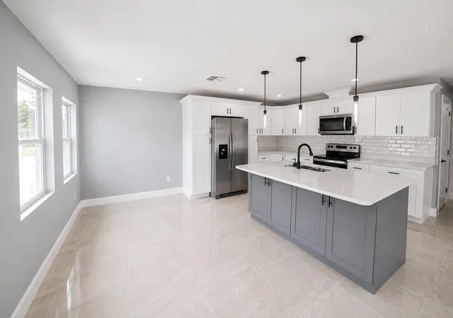 Photo 3 of Single family home for sale at 3704 Smith Tree St, Tampa, FL 33619 | MLS# TB8384958 | Listing updated on 2026-08-09