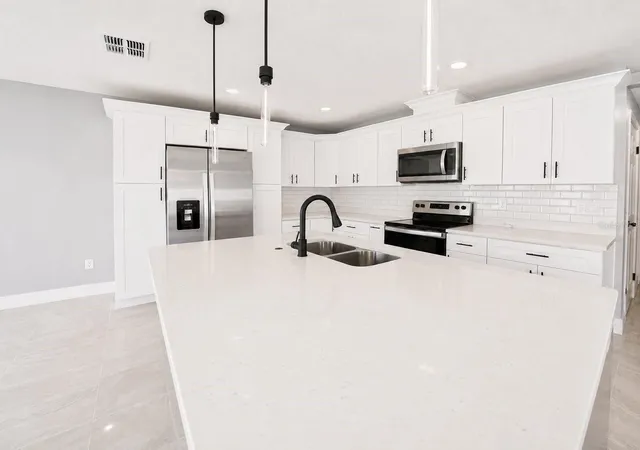 Photo 4 of Single family home for sale at 3704 Smith Tree St, Tampa, FL 33619 | MLS# TB8384958 | Listing updated on 2026-08-09