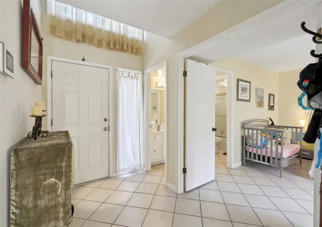 4th image of 4836 Pebble Beach Dr, Orlando, FL 32811 | MLS# TB8384965