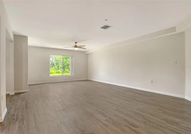 Listing Photo 4 - Condo for sale in building located at 383 Bobby Jones Rd, SARASOTA, FL 34232 - Unit #383