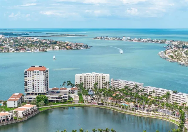 Photo 2 of Condo for sale at 6105 Bahia Del Mar Cir #683, Saint Petersburg, FL 33715 | MLS# TB8385120 | Listing updated on 2026-09-11
