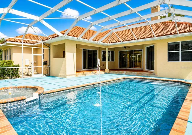 3rd image of 6120 9Th Avenue Cir Ne, Bradenton, FL 34212 | MLS# TB8385349