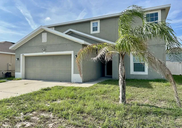 Photo 3 of Single family home for sale at 235 Hibiscus St, Winter Haven, FL 33881 | MLS# O6308867 | Listing updated on 2026-08-12