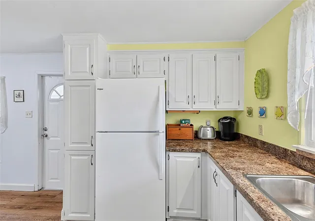 Photo 3 of Manufactured home for sale at 707 Del Luna Dr, North Port, FL 34287 | MLS# TB8386439 | Listing updated on 2026-09-22