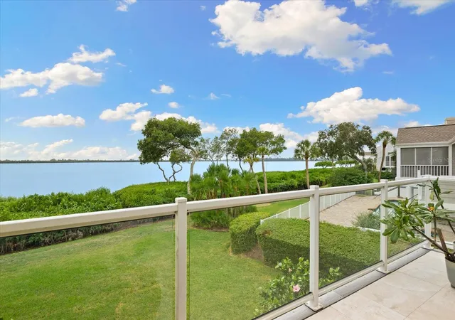 2nd image of 76 Tidy Island Blvd, Bradenton, FL 34210 | MLS# A4652757