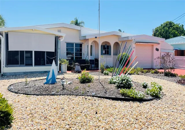 2nd image of 409 Bryn Mawr Is, Bradenton, FL 34207 | MLS# A4652831