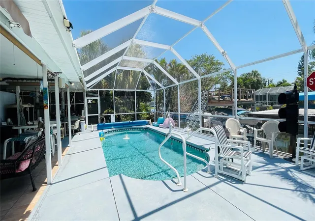 4th image of 409 Bryn Mawr Is, Bradenton, FL 34207 | MLS# A4652831