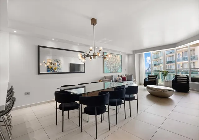 Photo 3 of Condo for sale at 25 Munoz Rivera #704, Carolina, PR 00985 | MLS# PR9113657 | Listing updated on 2026-09-14