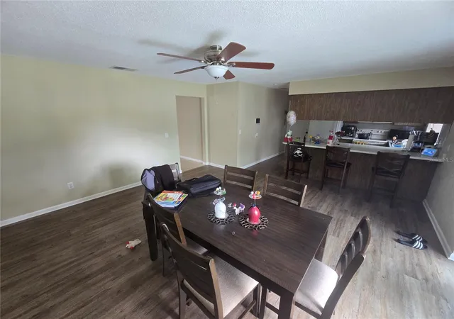 Photo 4 of Single family home for sale at 3509 Lisa Ln, Lakeland, FL 33801 | MLS# A4652880 | Listing updated on 2026-05-05
