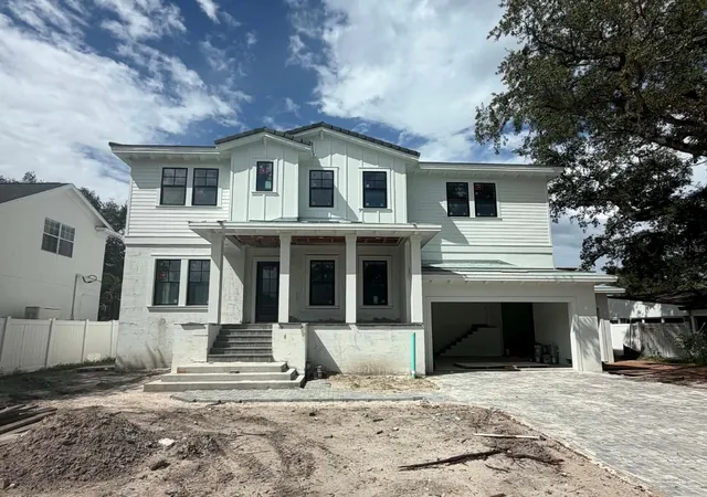 Photo 2 of Sale Pending at 530 Severn Ave, Tampa, FL 33606 | MLS# TB8386959 | Listing updated on 2026-10-07