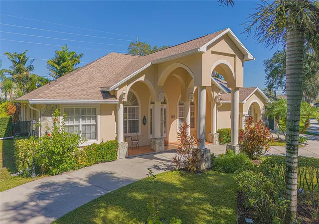 Photo 3 of Single family home for sale at 4735 Chelsea Ct, Kissimmee, FL 34744 | MLS# O6309757 | Listing updated on 2026-09-05