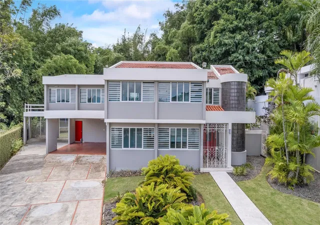 Homes for sale in Guaynabo, PR | 646 Calle 1, Guaynabo, PR 00966 | MLS# PR9113661