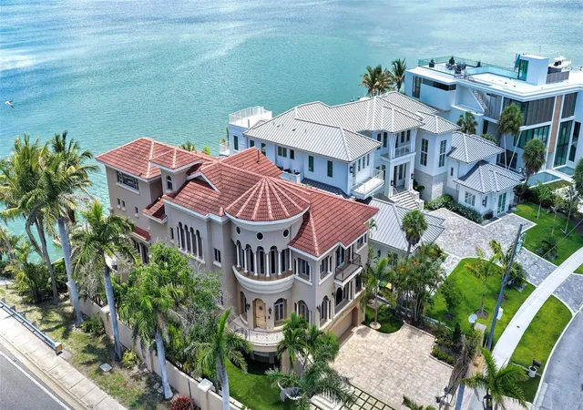 2nd image of 290 N Washington Dr, Sarasota, FL 34236 | MLS# A4652926
