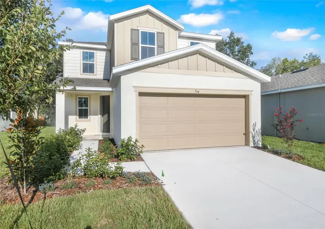 1st image of 734 Lake Dell Ave, Dundee, FL 33838 | MLS# S5127078