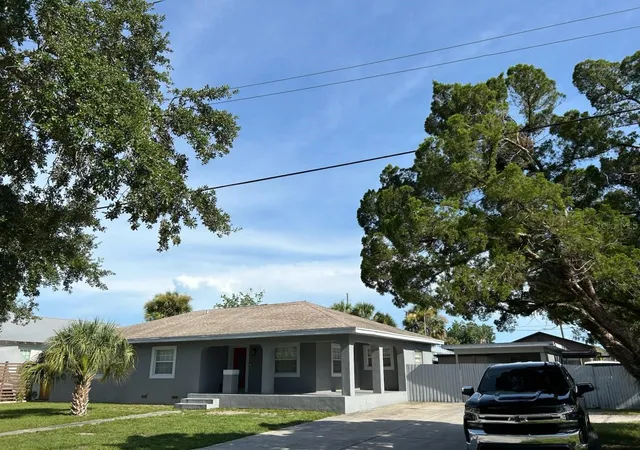 Homes for sale in Tampa, FL | 2540 W Union St, Tampa, FL 33607 | MLS# TB8387758