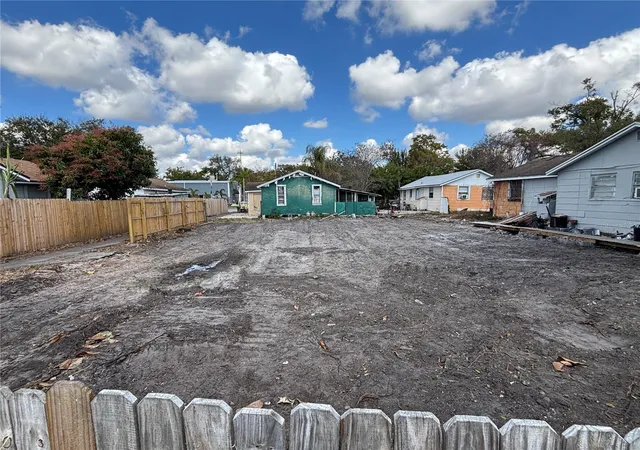 5th image of 4213 W Cayuga St, Tampa, FL 33614