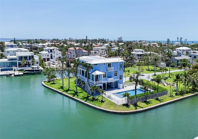 Homes for sale in Longboat Key, FL | 630 De Narvaez Dr, Longboat Key, FL 34228 | MLS# A4653251