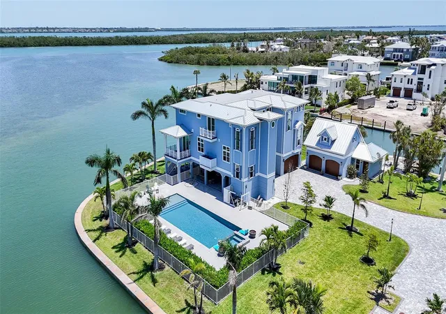Homes for sale in Longboat Key, FL | 630 De Narvaez Dr, Longboat Key, FL 34228 | MLS# A4653251