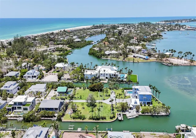 Homes for sale in Longboat Key, FL | 630 De Narvaez Dr, Longboat Key, FL 34228 | MLS# A4653251